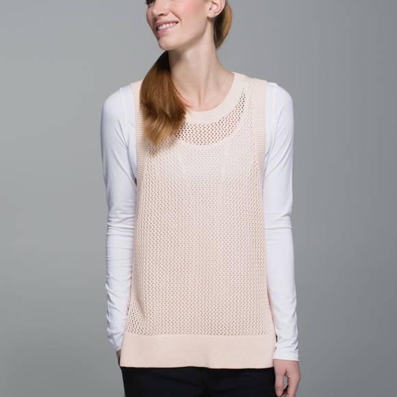 RARE Lululemon Simply The Vest - Picture 5 of 14